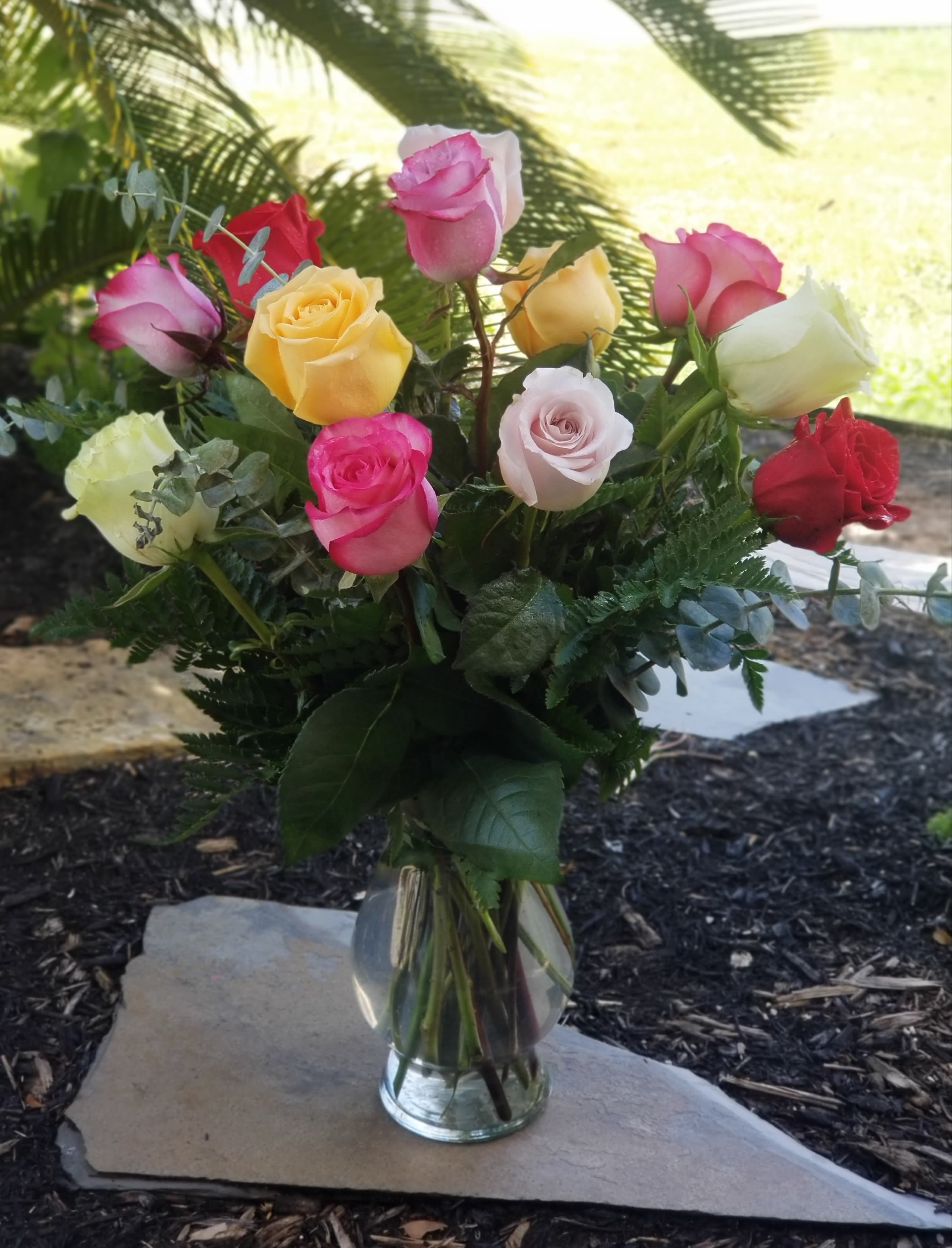 Dozen Mixed Color Roses MD2020 in College Station, TX University