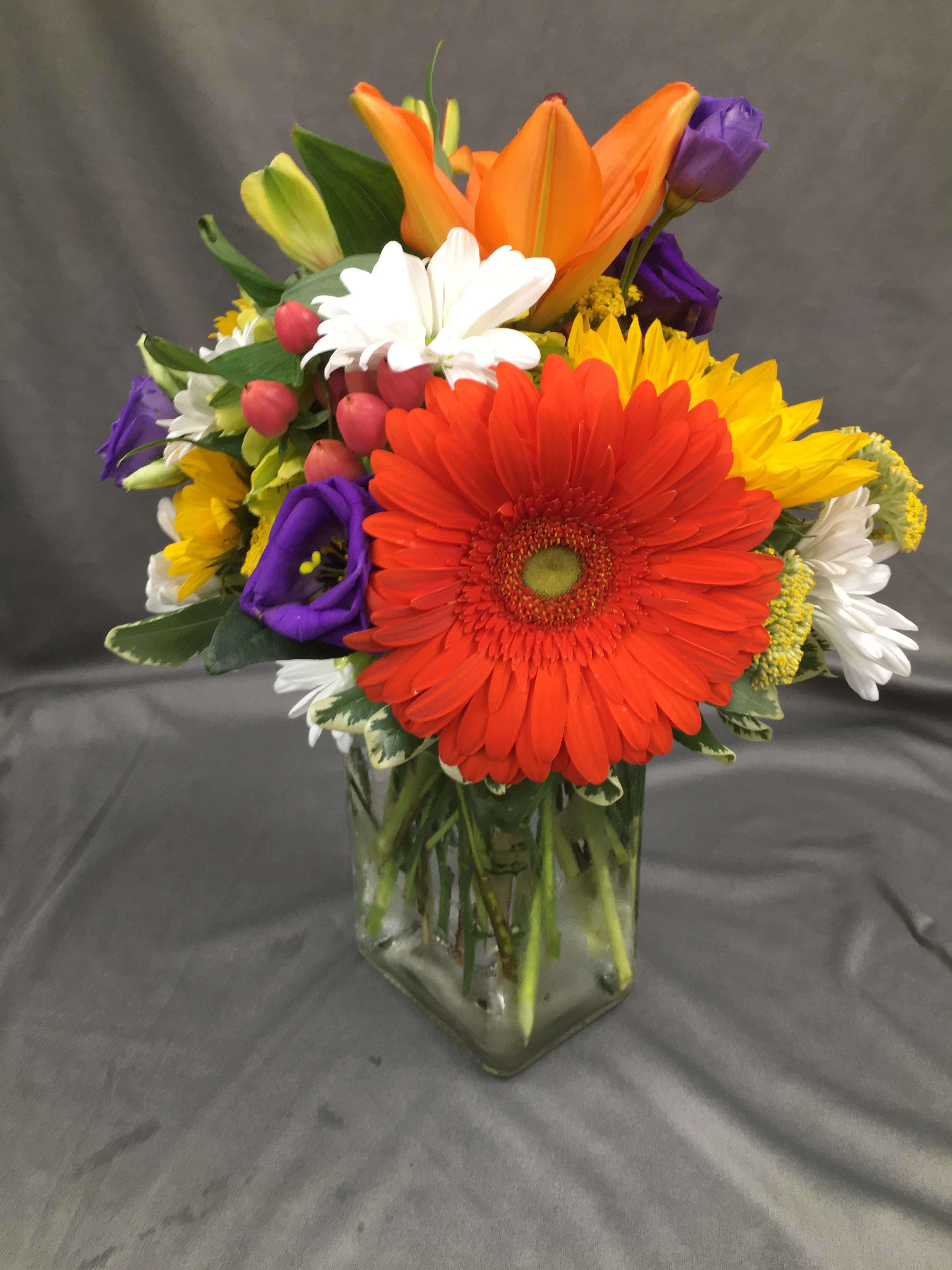 Summer Splash in Glenside, PA | Coupe Flowers Inc.