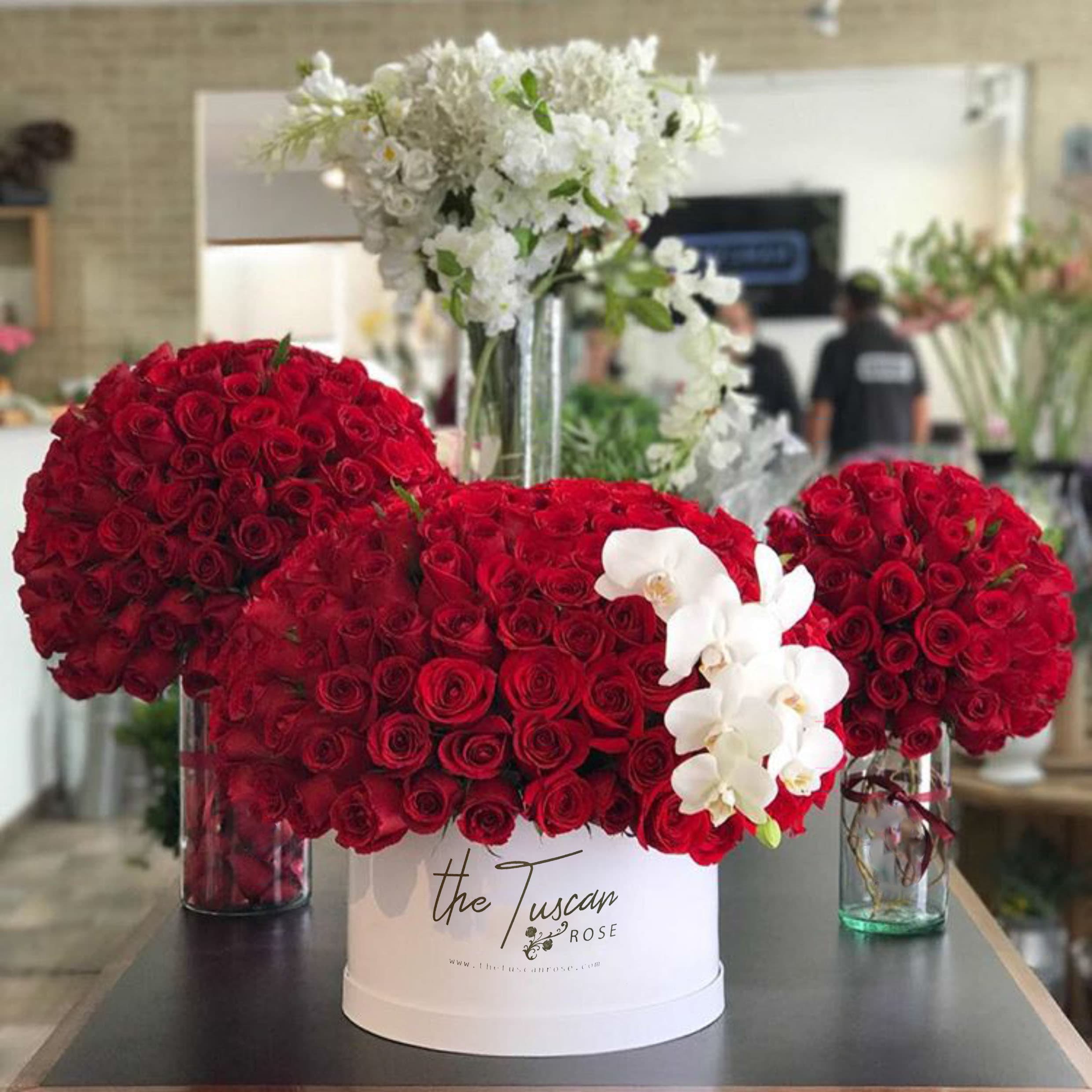 Luxury Flower Bouquet Box By The Tuscan Rose Florist