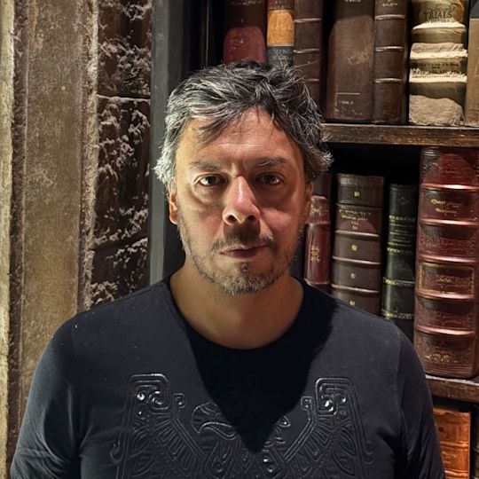 Antonio Barrenechea photo