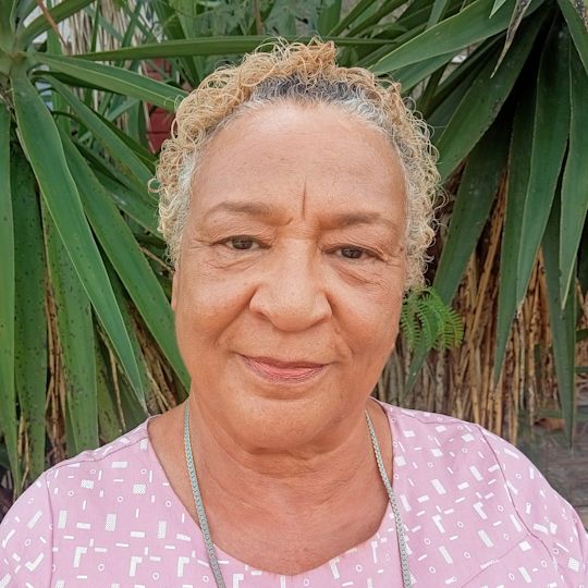 Yvette Rowe photo