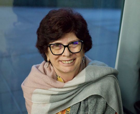 Nasrin Rahimieh photo