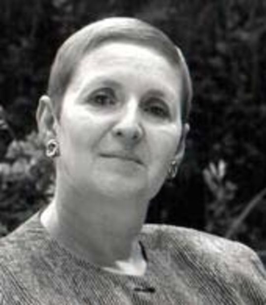 Lynette Owen photo