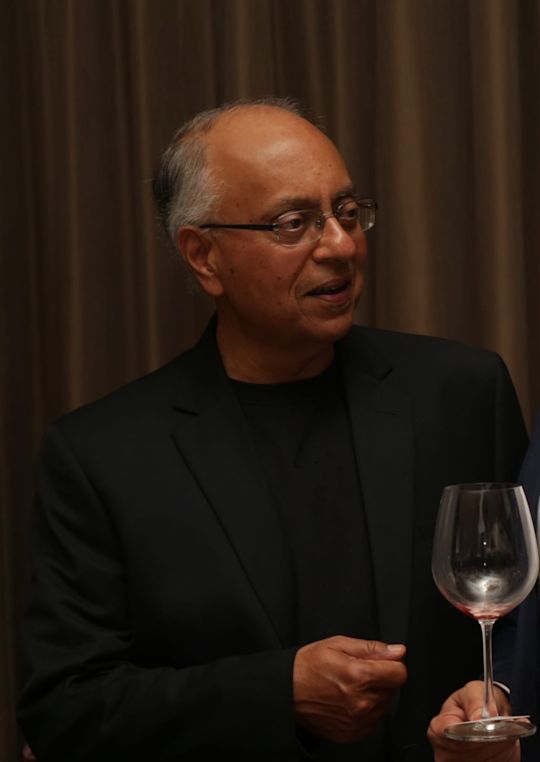 V Sanjay Kumar photo