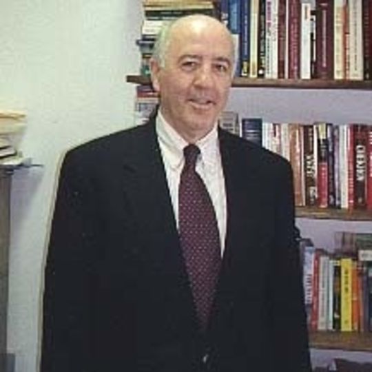 Robert DiYanni photo