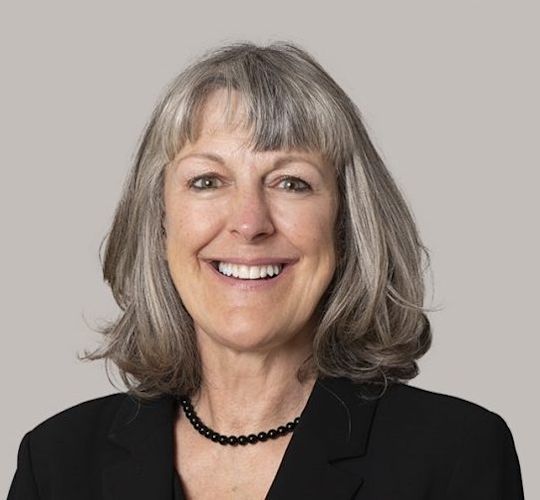 Dr Sara Hunton photo