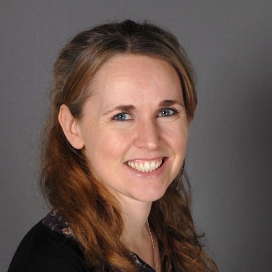 Rebecca Benzie photo