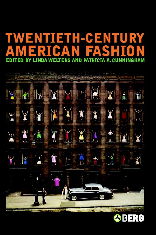 洋書 AMERICAN  FASHION Twentieth-Century American Fashion: : Dress, Body, Culture