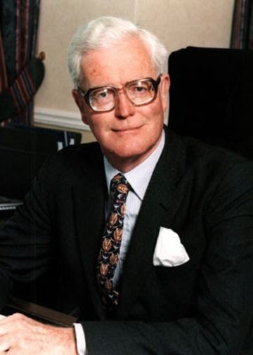 Douglas Hurd photo