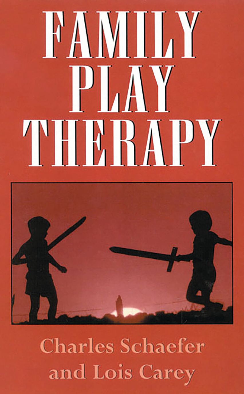 Family Play Therapy cover