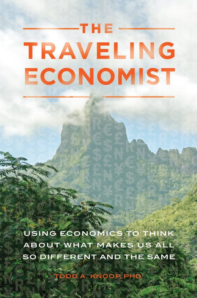 The Traveling Economist book cover