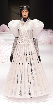 A model wearing a paper dress, designed by Jum Nakao, at the 2004 São Paulo Fashion Week