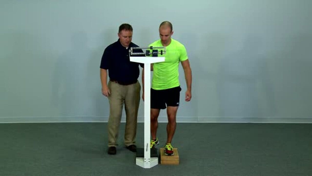 Weight-scale heel raises and squats exercises