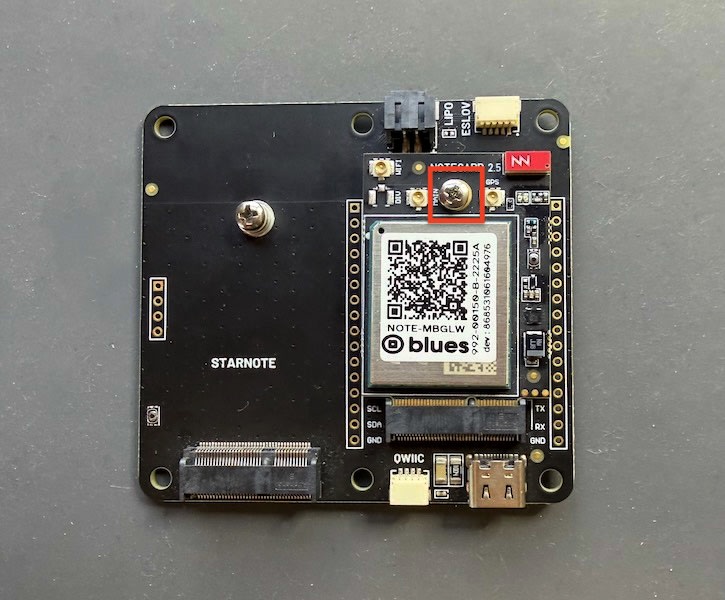Re-inserting screw into a Notecarrier XS