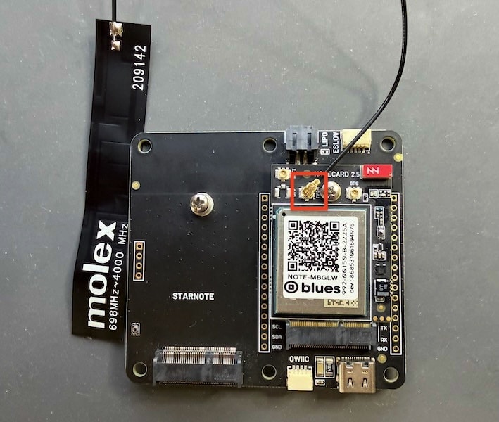 Attaching an antenna to a Notecarrier XS