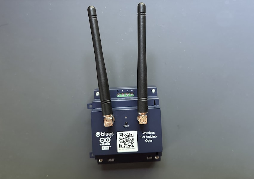 Antennas connected to the Wireless for OPTA
