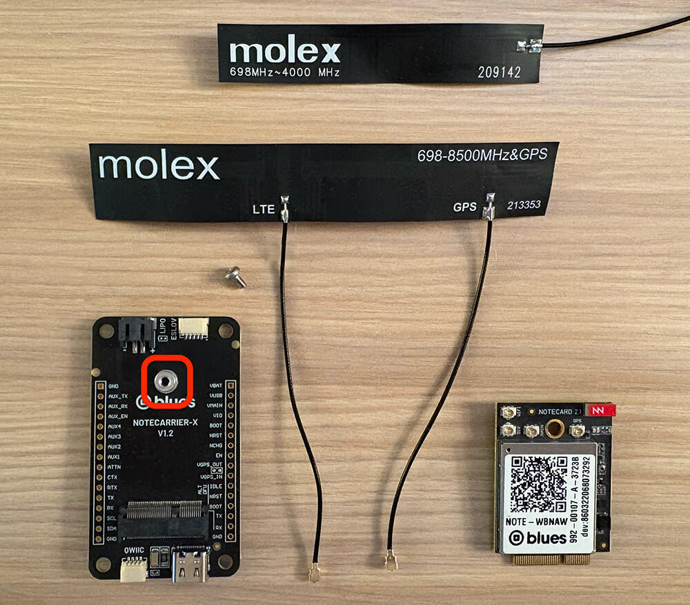 Image of mounting receptacle on Notecarrier