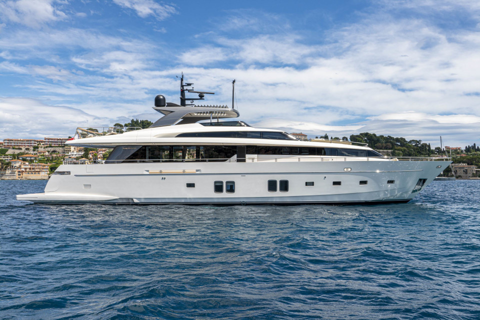 M/Y Salt Yacht #1