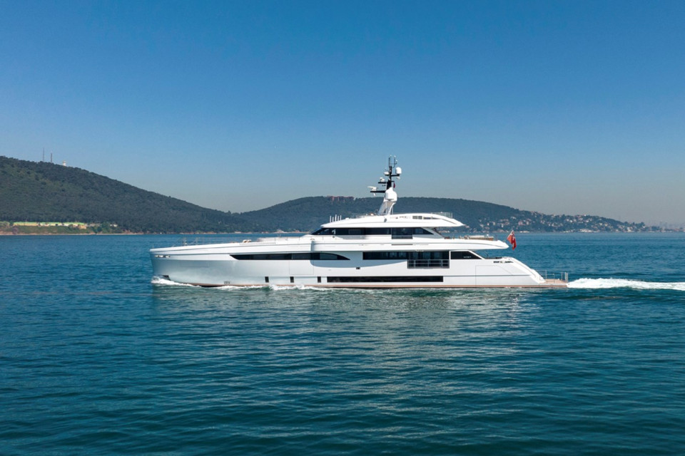 M/Y STERN Yacht #9