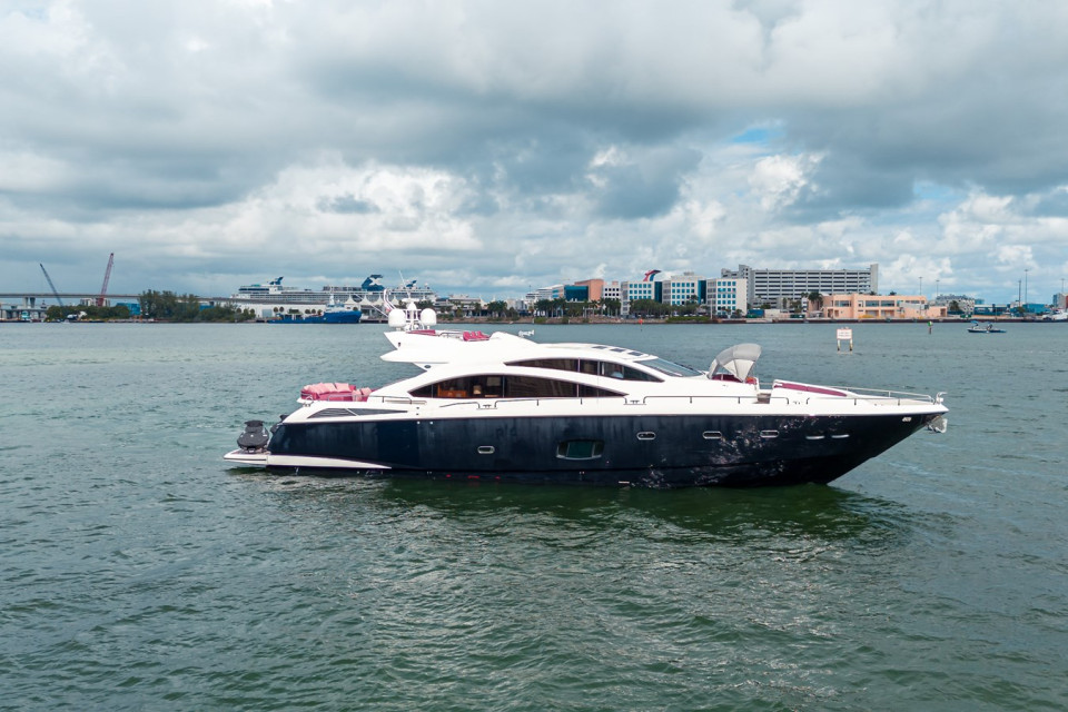 M/Y SUNSEEKER 84 Yacht #7