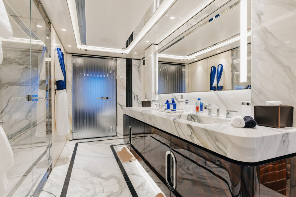 M/Y DAYBREAK Yacht #12