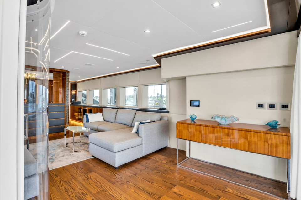 M/Y LADY CAROLINE Yacht #4