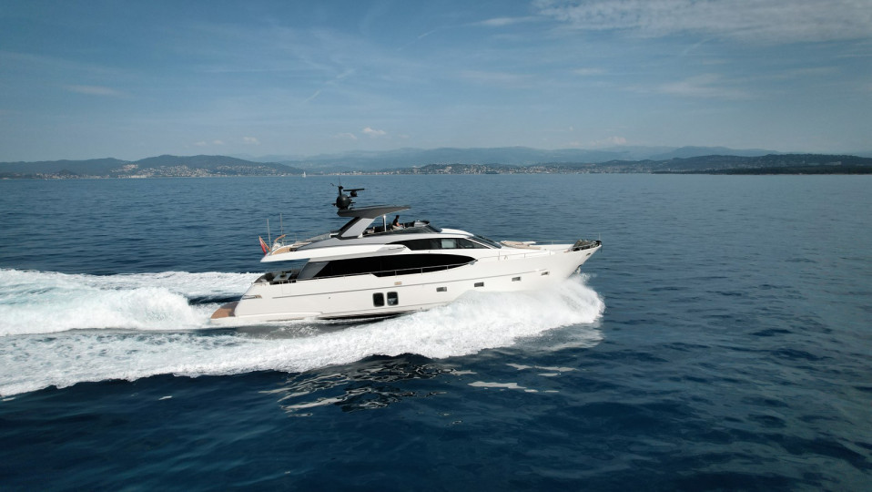 M/Y ELLIE JAMES Yacht #4