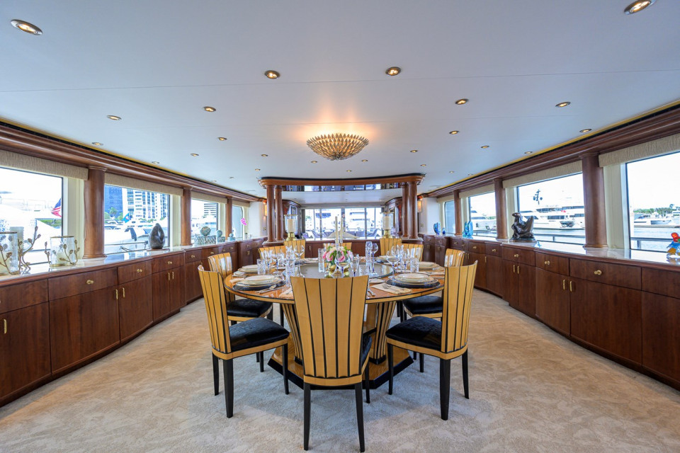 M/Y CHARLOTTE ANN Yacht #13