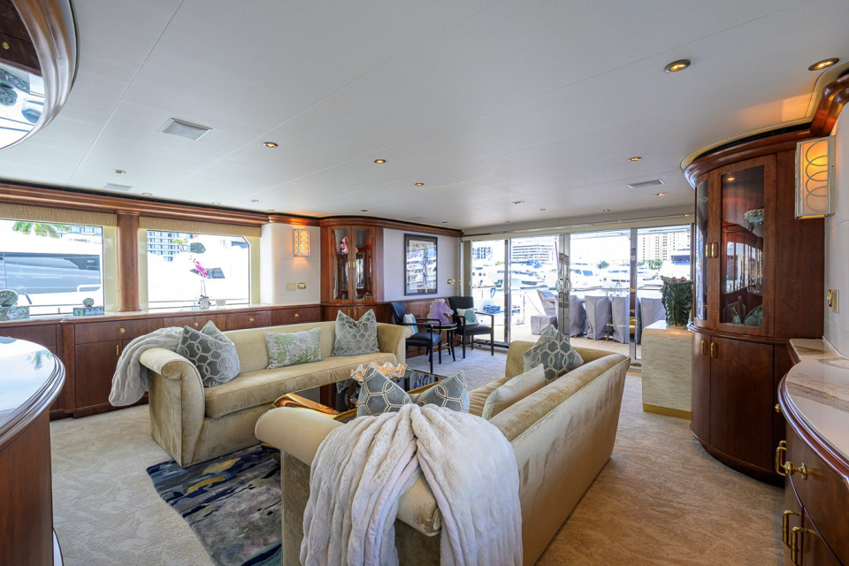 M/Y CHARLOTTE ANN Yacht #10