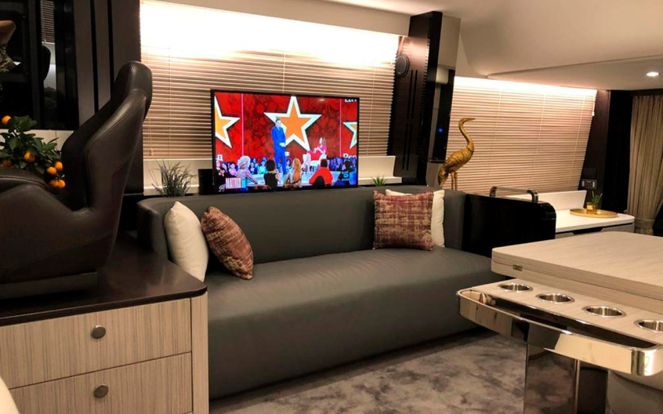 M/Y AZIMUT 55 Yacht #9
