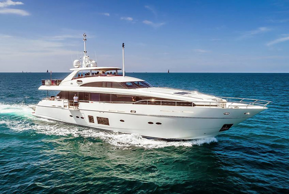 M/Y PRINCESS 32M Yacht #1