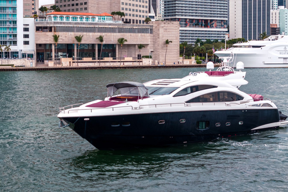 M/Y SUNSEEKER 84 Yacht #10