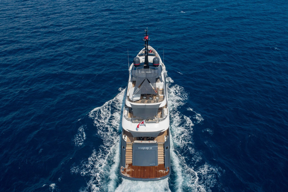 M/Y  STARBURST III Yacht #14