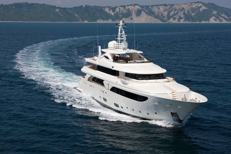 M/Y ENCHANTMENT Yacht #2