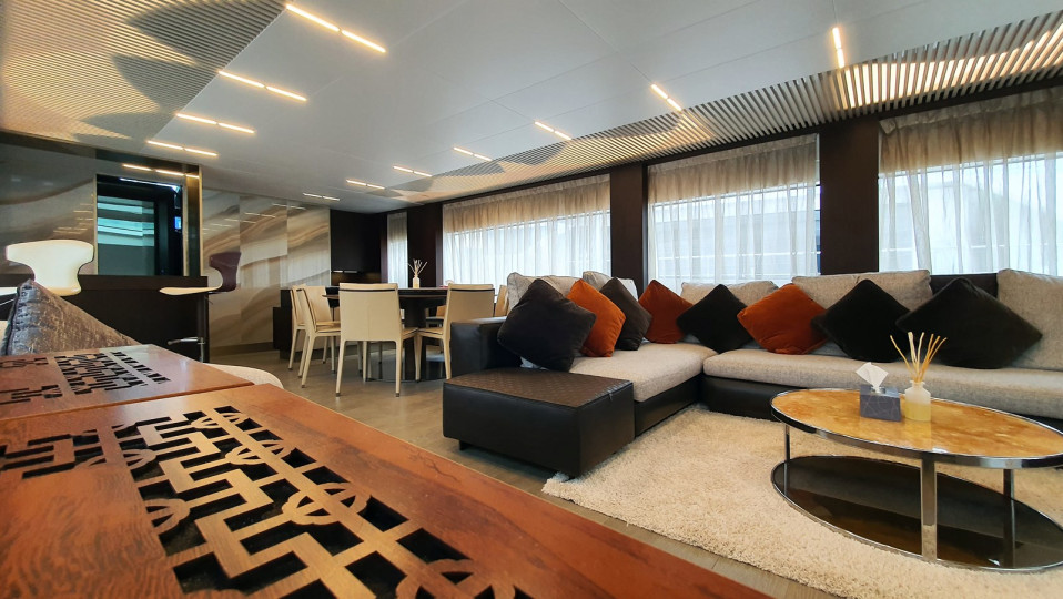 M/Y WY88 Yacht #6