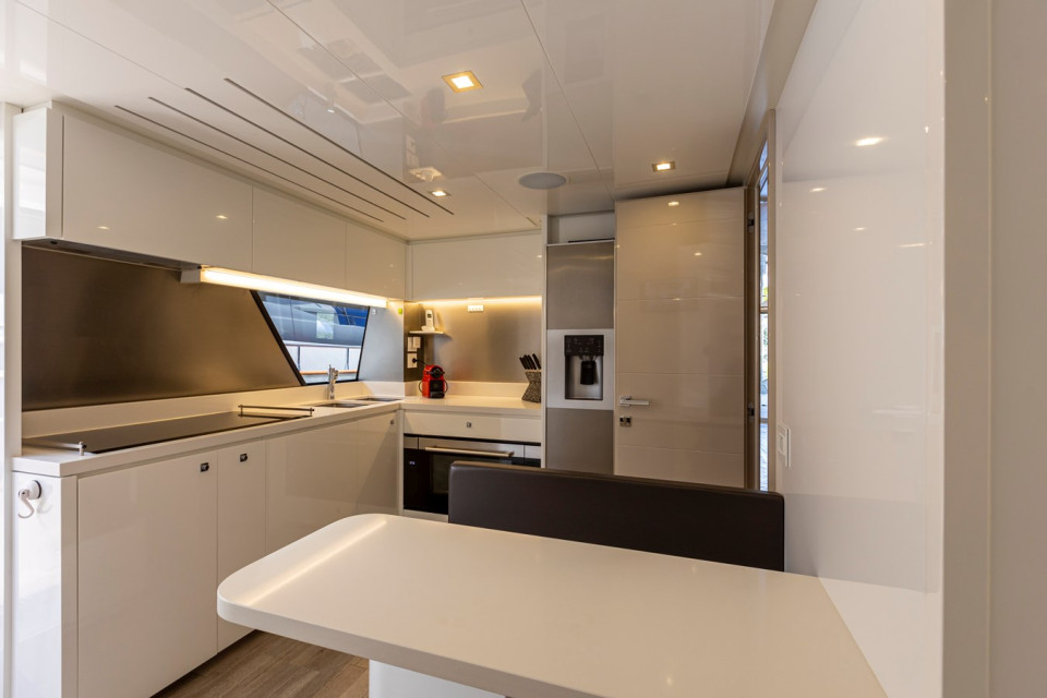 M/Y MIOTU IV Yacht #12