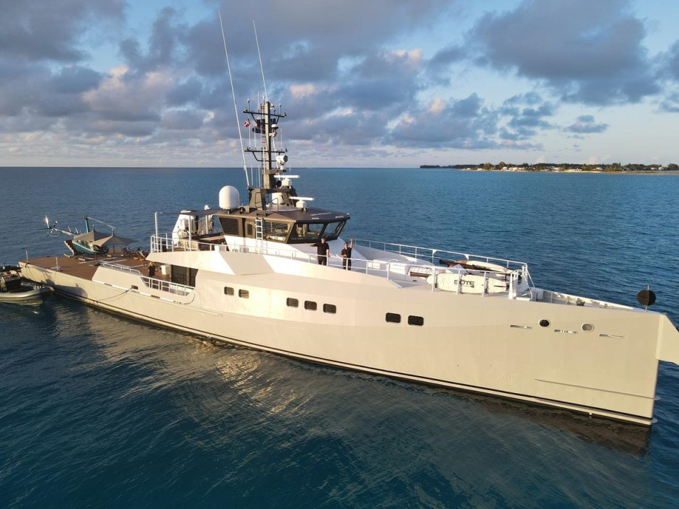 M/Y BAD COMPANY SUPPORT Yacht #2