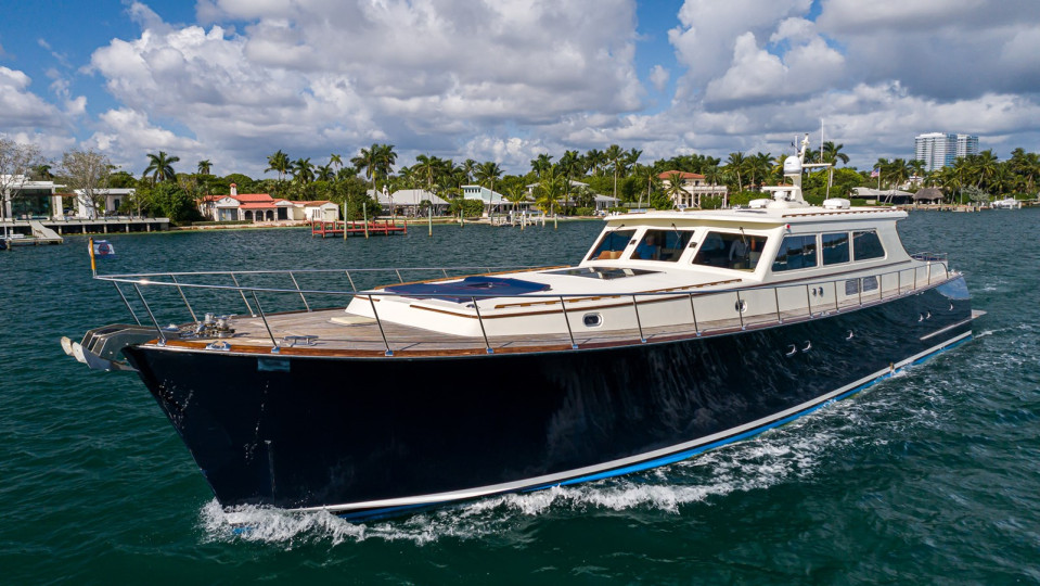 M/Y 85 CLASSIC Yacht #10