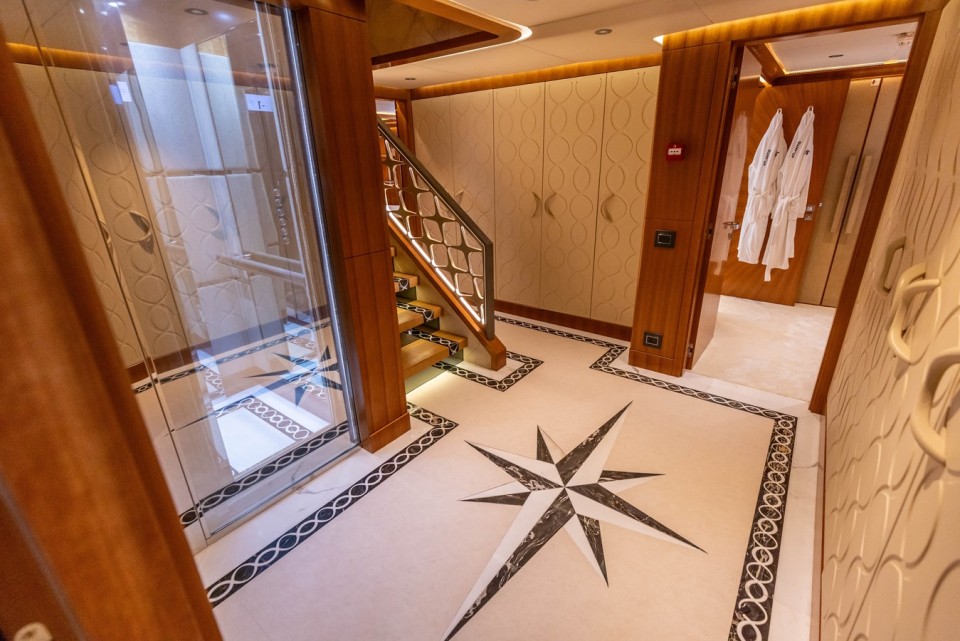 M/Y ATLANTIS Yacht #14