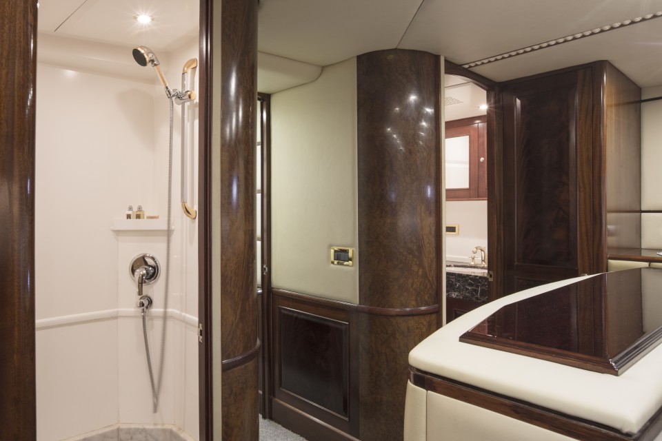 S/Y Limitless Yacht #13