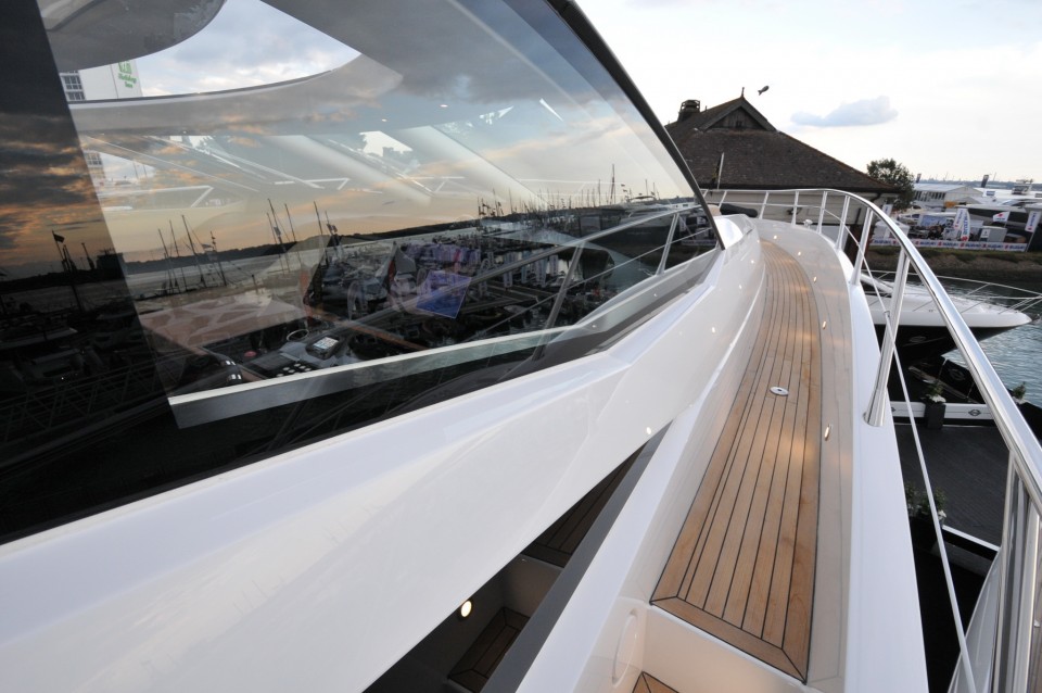 M/Y Sunseeker Predator 80 Yacht #7