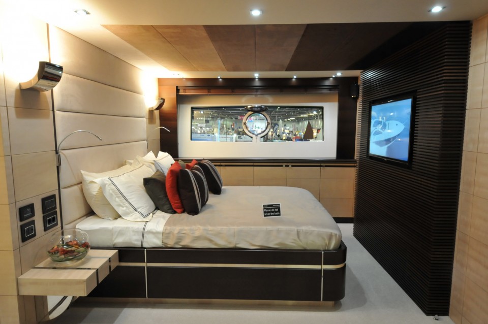 M/Y Sunseeker Predator 80 Yacht #20