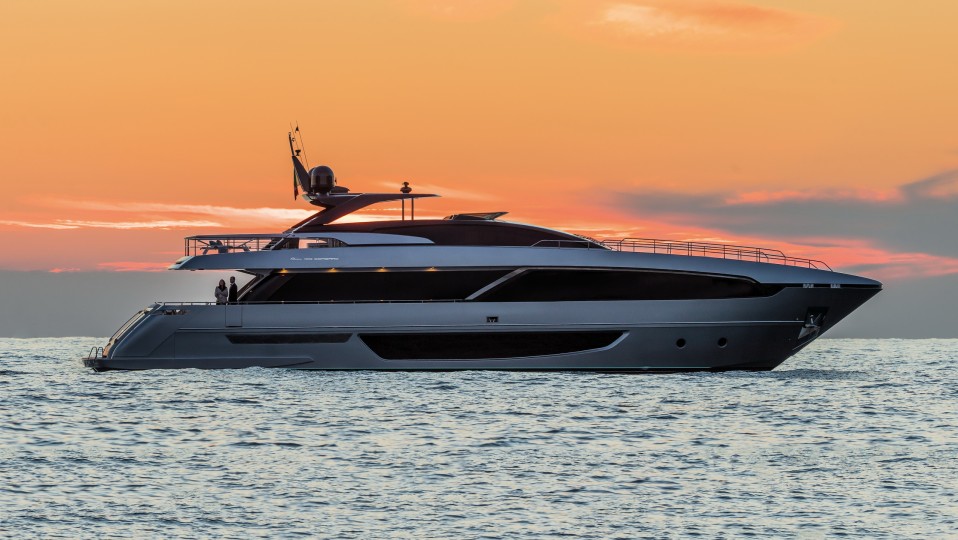 M/Y Riva 100 Corsaro Yacht #4