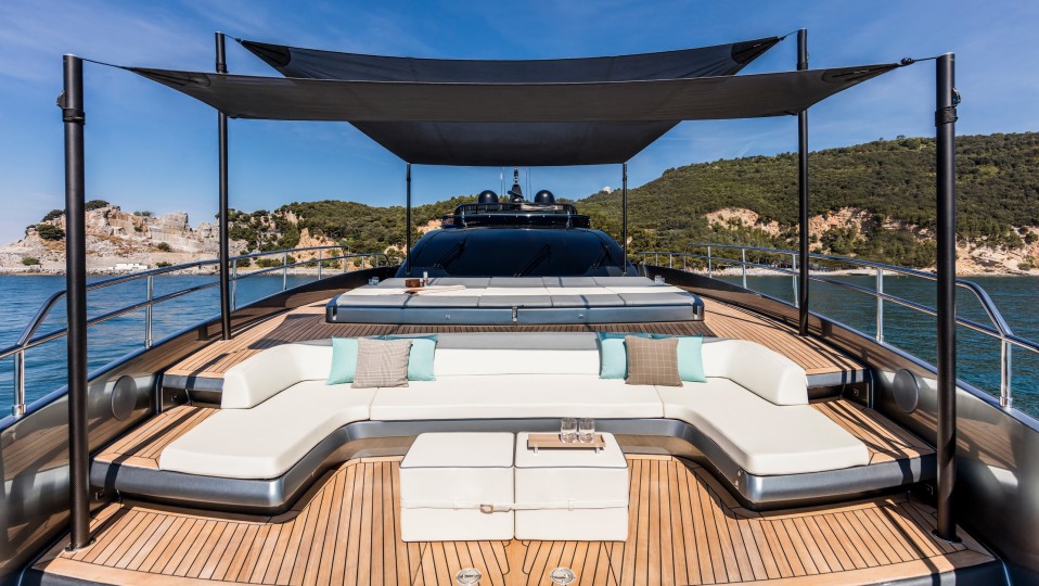 M/Y Riva 100 Corsaro Yacht #10