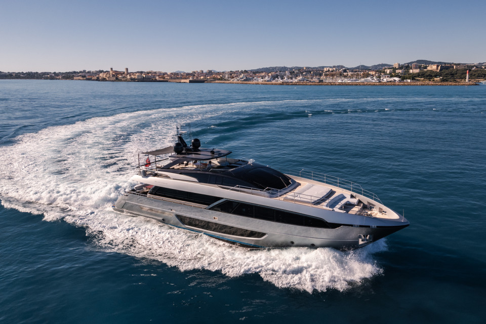 M/Y Maximus Yacht #1