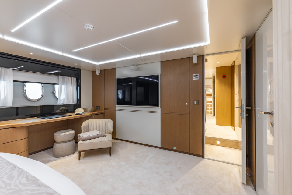 M/Y Jasmine Luna Yacht #24