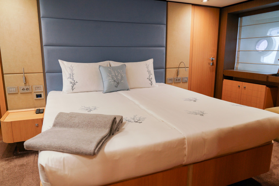 M/Y White Swan Yacht #20