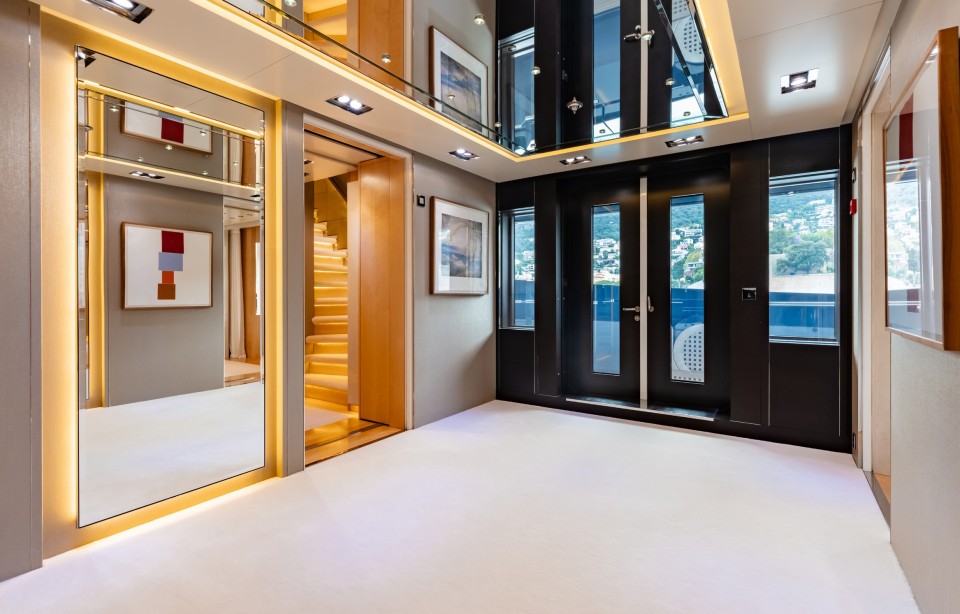 M/Y LOON Yacht #8