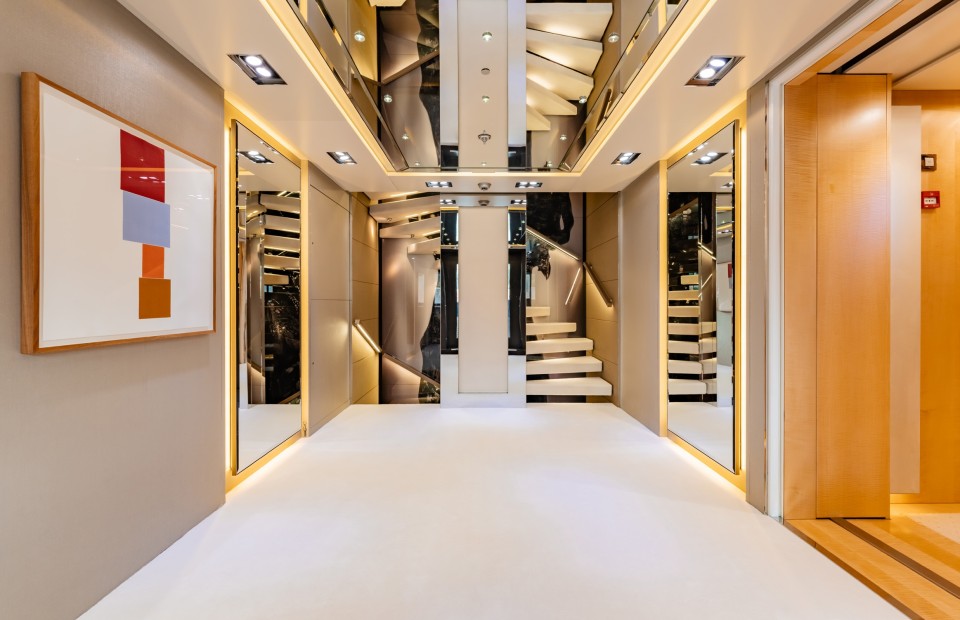 M/Y LOON Yacht #9