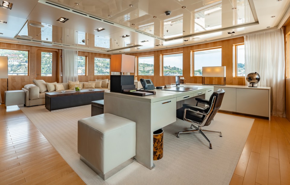 M/Y LOON Yacht #16